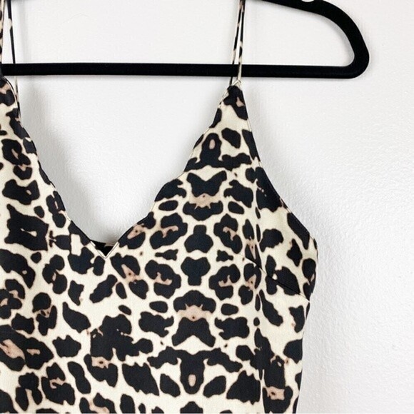 Topshop V-Neck Leopard Print Lightweight Scalloped Cami Tank Size 2 - Picture 4 of 9
